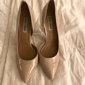 Steve Madden Patent Leather pumps